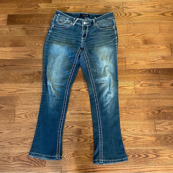 🛍️3/$30 7FAM (7 For All Mankind) women’s flared  jeans in size 8 - Picture 2 of 16
